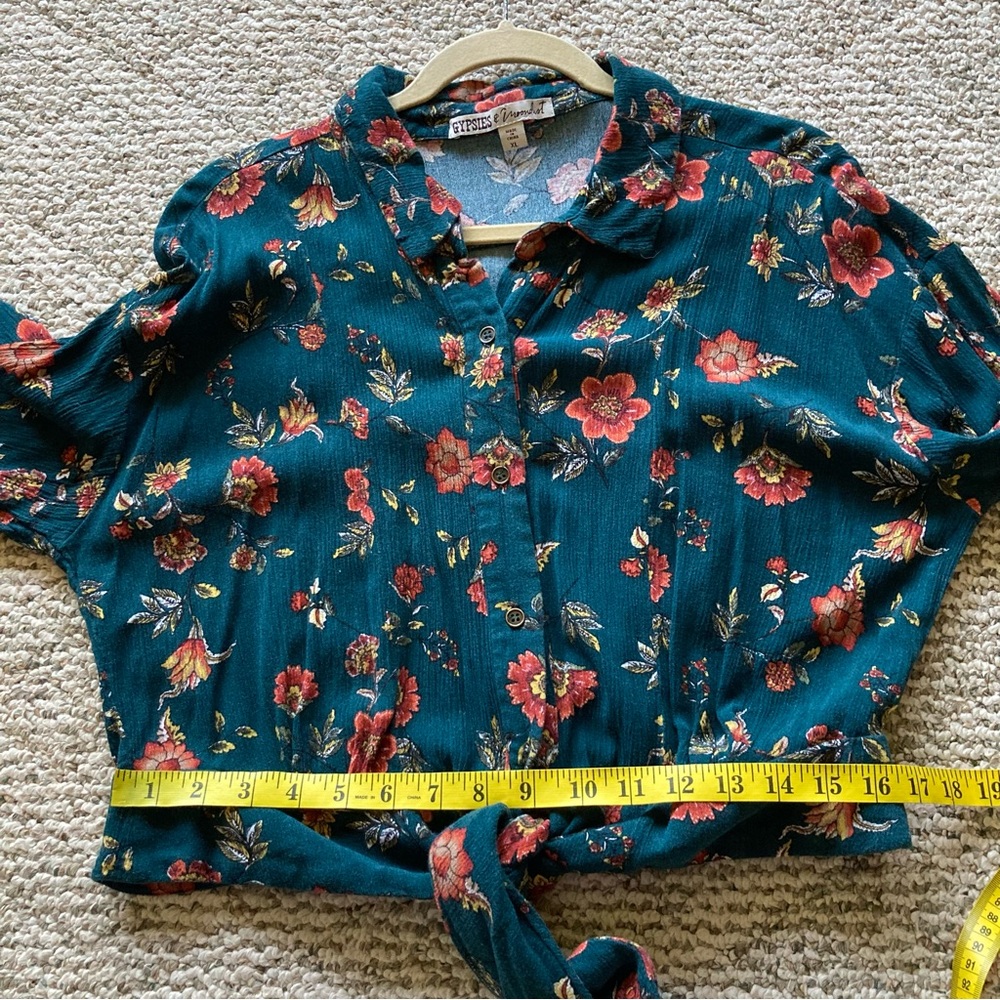 Gypsies & Moondust Dark Green & Floral LS Button-up Crop Top XL - Picture 8 of 10